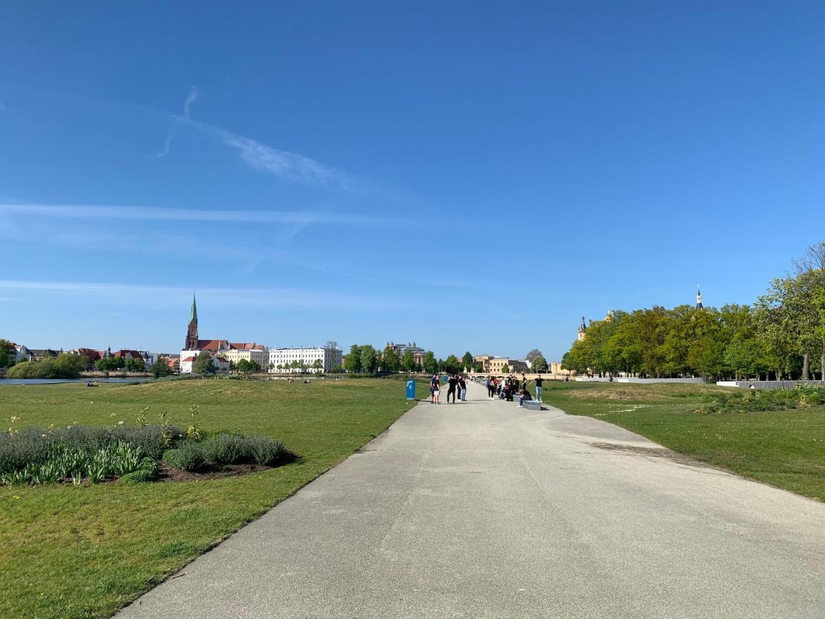 Fewo Taubenstern Шверін Екстер'єр фото